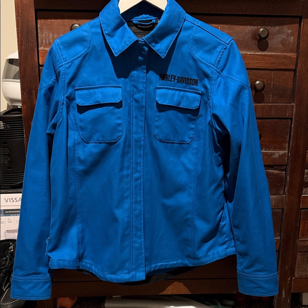 Harley-Davidson Vibrant Blue riding Jacket💙with spots for armor. Spring weather